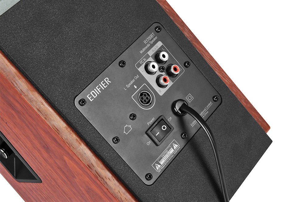 Bluetooth bookshelf speakers