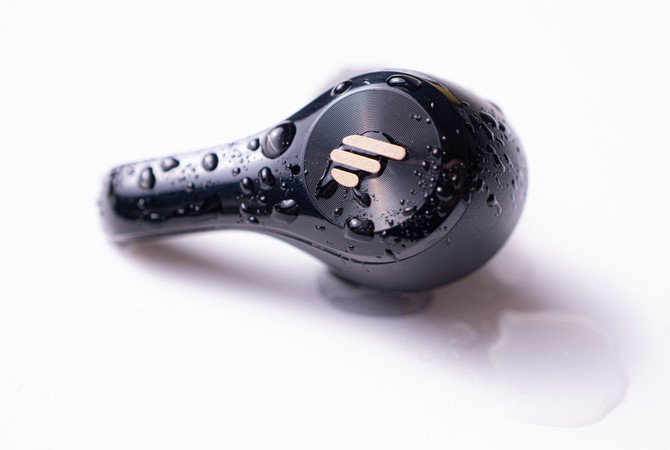 true wireless bluetooth earbuds
